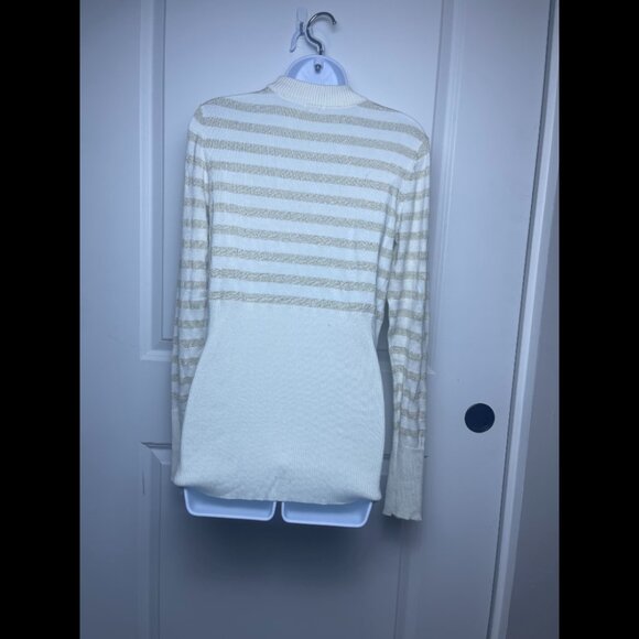 Guess Keyhole Knit Sweater w/ Long Sleeves in White/Gold Stripes SZ-LG - Picture 2 of 7